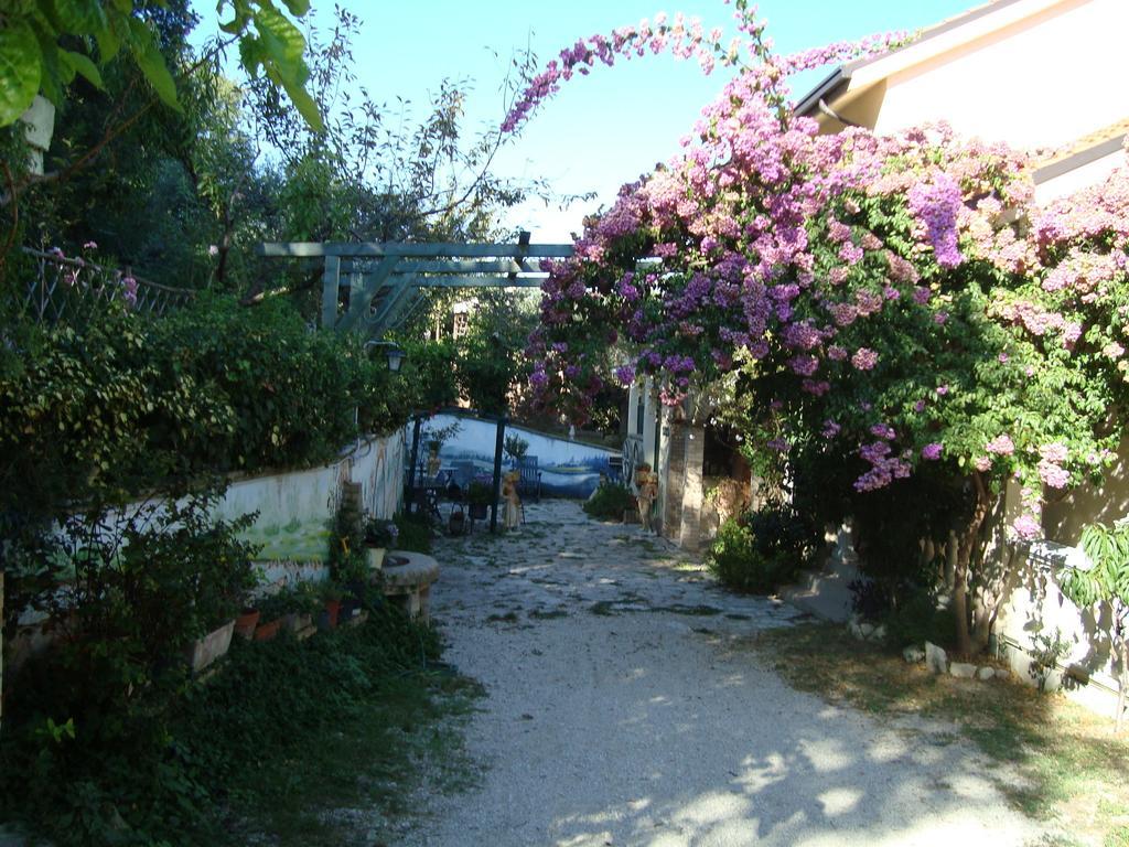 Agriturismo Il Quadrifoglio Chieti Kamer foto